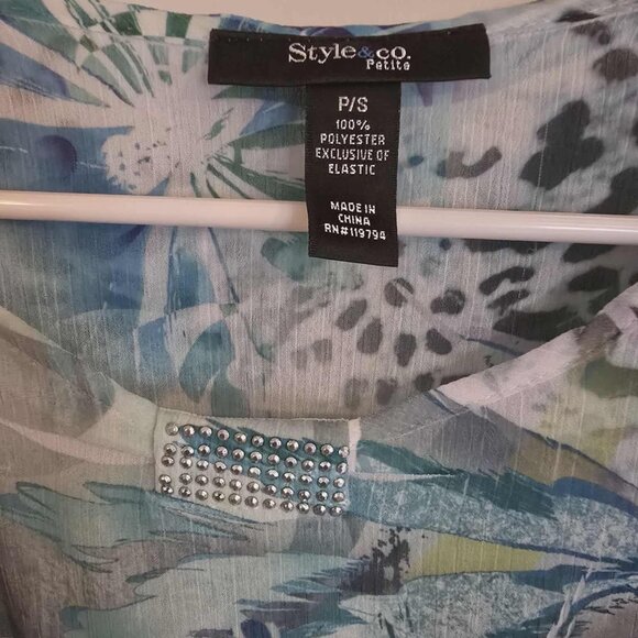 Flowy blouse - Picture 3 of 3